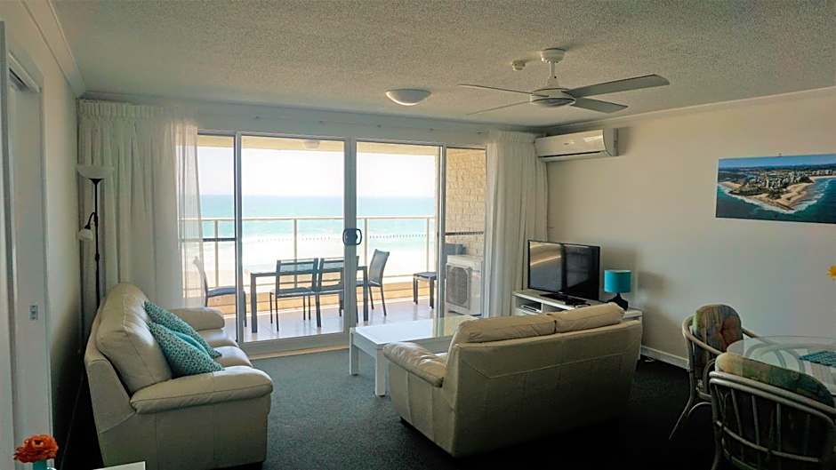Pacific Surf Absolute Beachfront Apartments