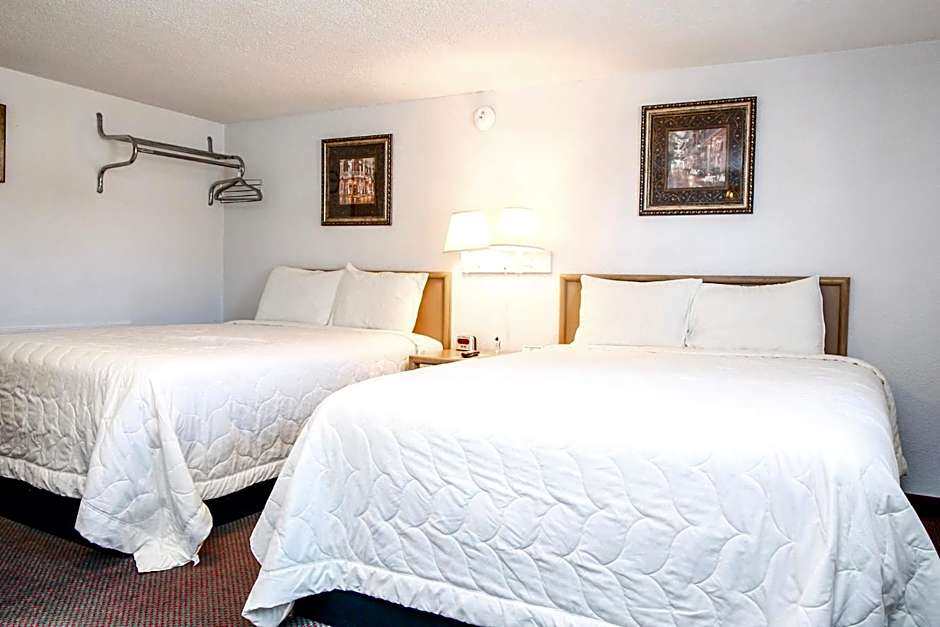 Baker City Motel & RV