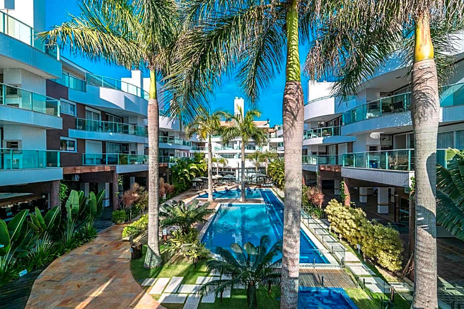 Boulevard 308B - Excelente cobertura em condomínio de luxo no centro de Bombinhas - Piscina - Jacuzzi - Academia - Portaria 24h - (Consultar serviços de roupa de cama e banho)