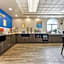 Days Inn & Suites by Wyndham Thunder Bay