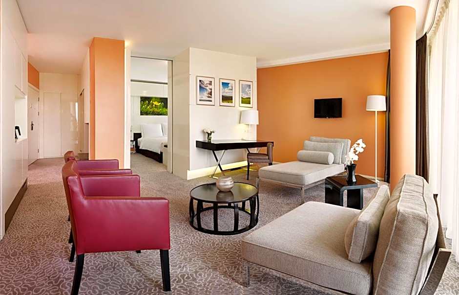 Radisson Blu Hotel & Convention Centre Kigali