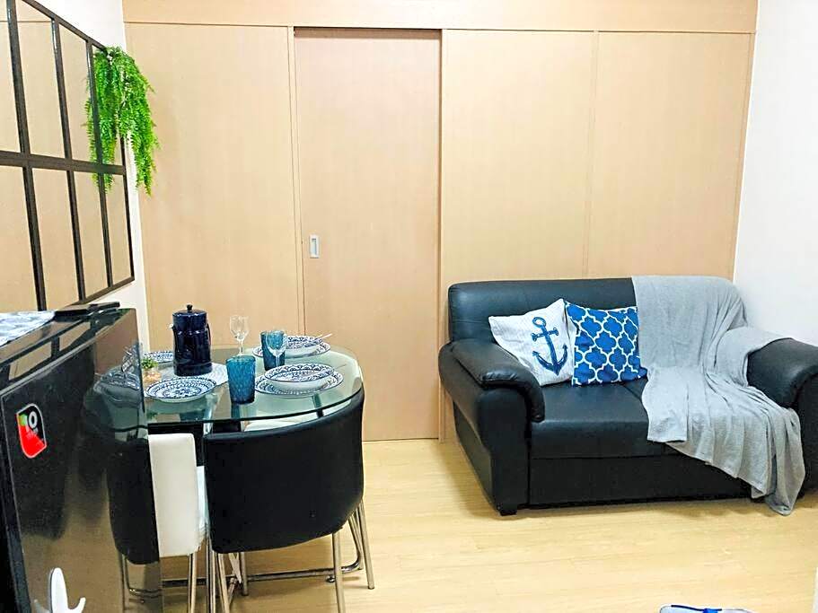 Santorini Inspired 1bedroom Unit at Trees Residences