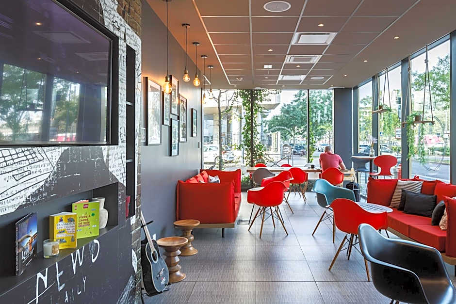 ibis Lyon Carre De Soie