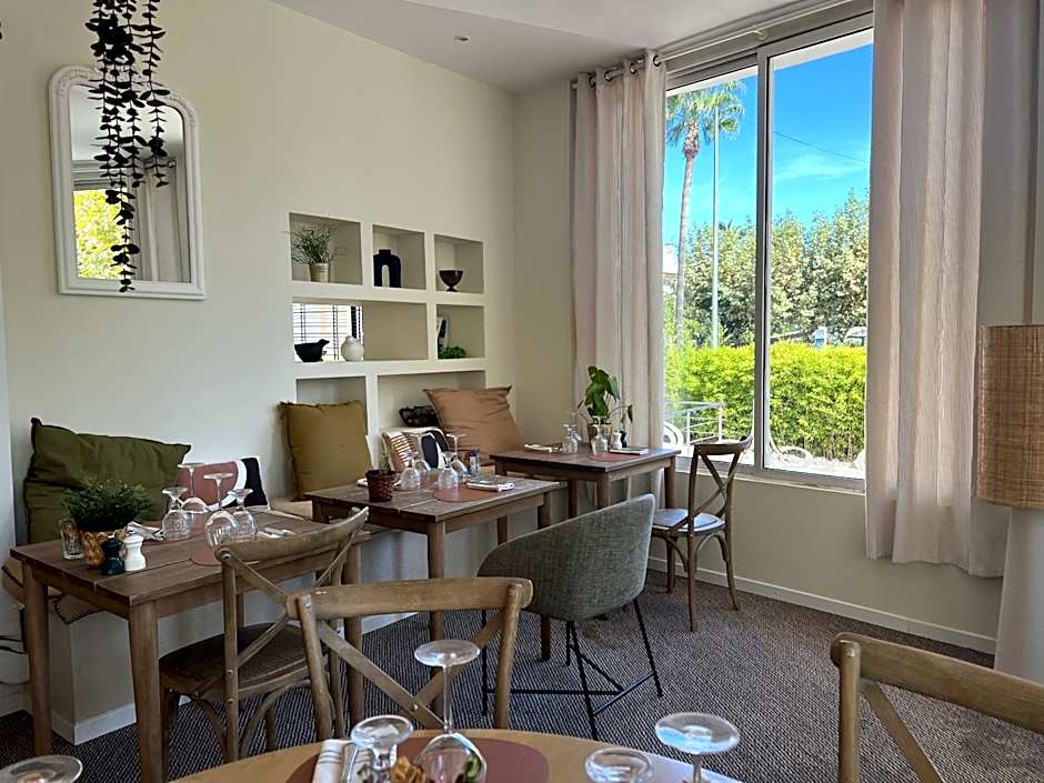 Adonis Sanary Grand Hôtel des Bains