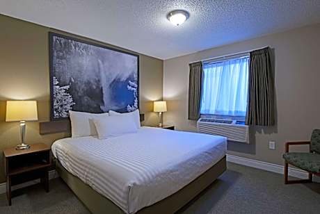 King Room - Non-Smoking