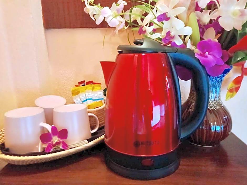 Khao Sok River Lodge Hotel