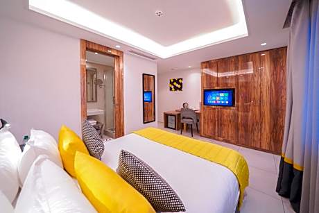 triple deluxe room