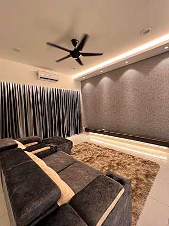 IPOH TIARA LAKE LANDED 12Pax 4R3B Billiard Pool