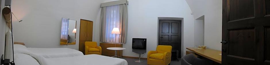 Hotel Cavour Et Des Officiers