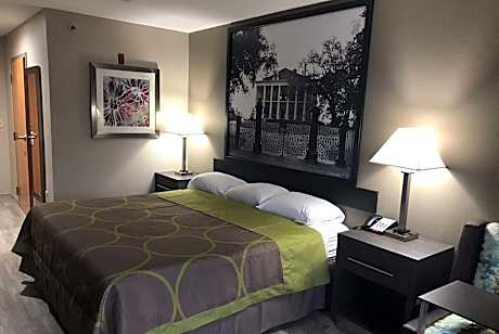 King Room - Mobility Access/Non-Smoking