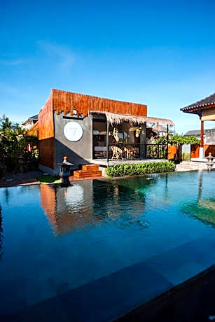 Nila Chandra Bungalows