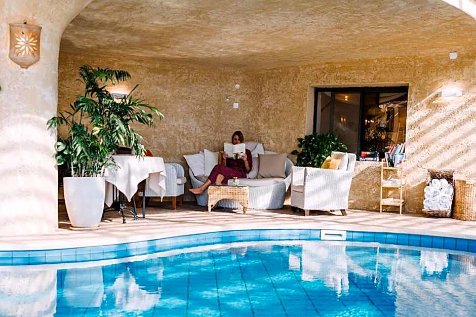 Cnaan Village Boutique Hotel & Spa