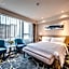 Q-Box Hotel Shanghai Sanjiagang