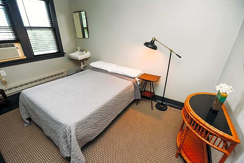 Photo 1 of 5 of Lodge