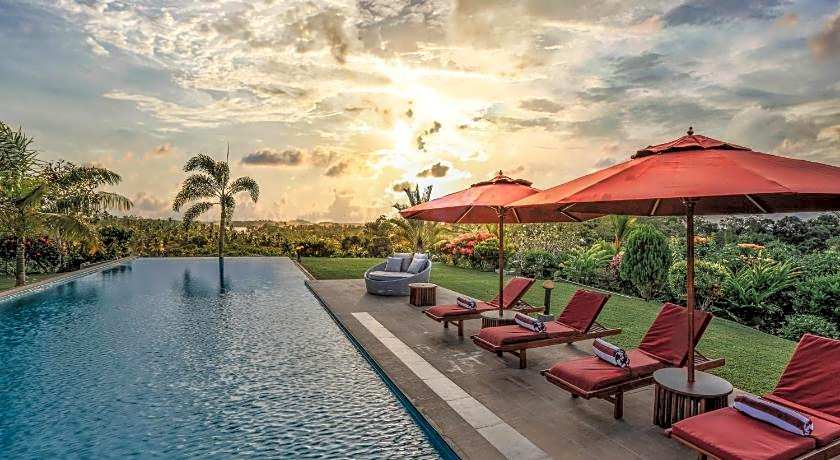 Villa Mayurana by Edwards Collection
