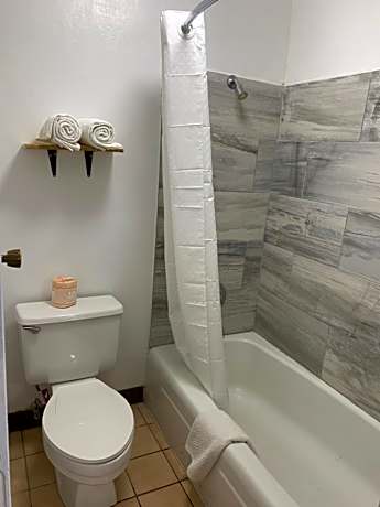 Basic Triple Room