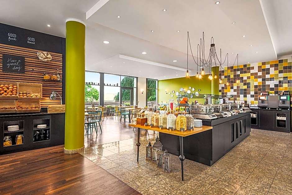 Vienna House Easy by Wyndham Wuppertal