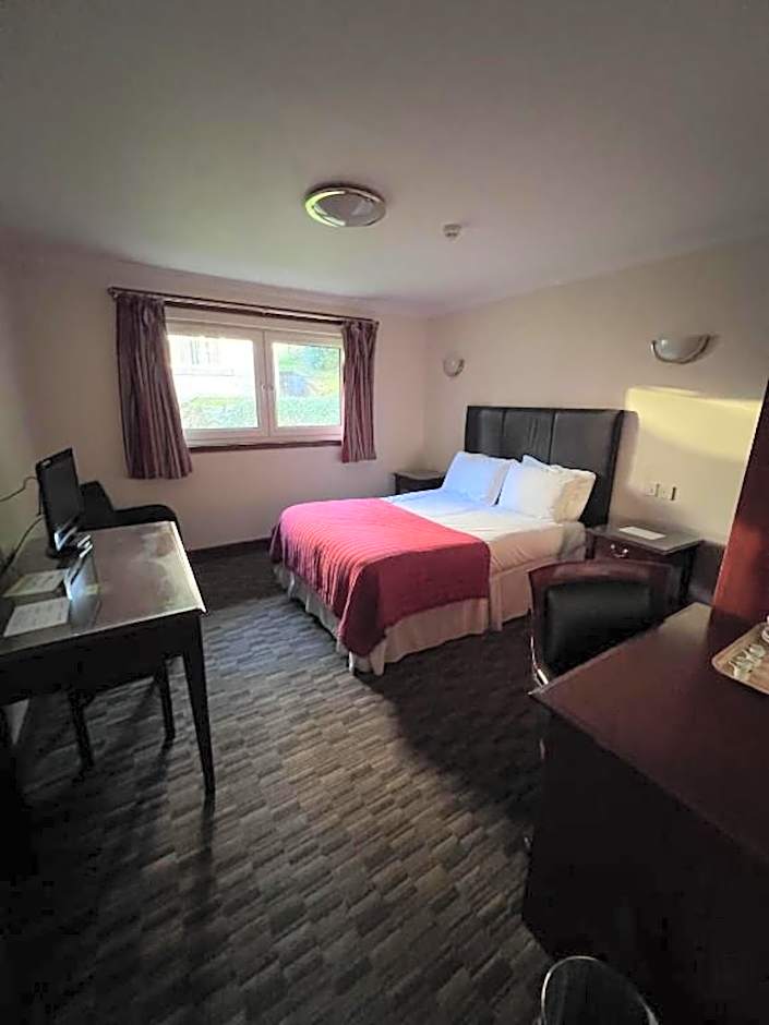Lochway Hotel