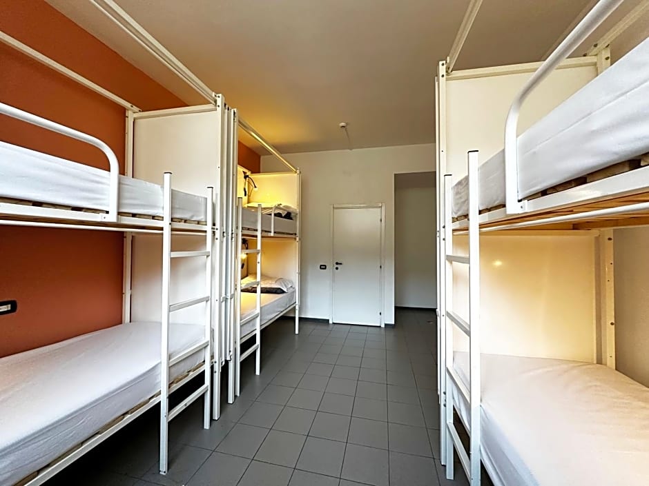 Mio Hostel