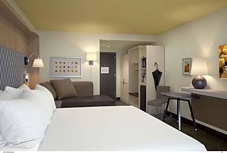 Premium King Room