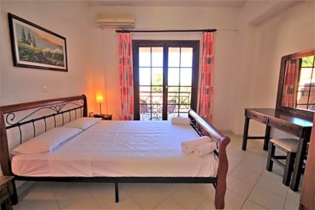 Two-Bedroom Apartment with Garden View