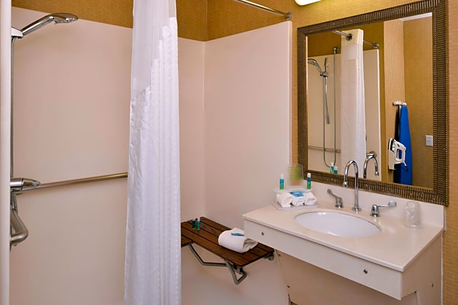 Holiday Inn Express Hotel & Suites North Little Rock, an IHG Hotel