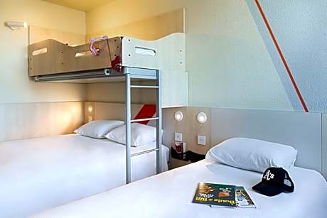 Family Room with One Double Bed, One Single Bed and One Mezzanine Bed