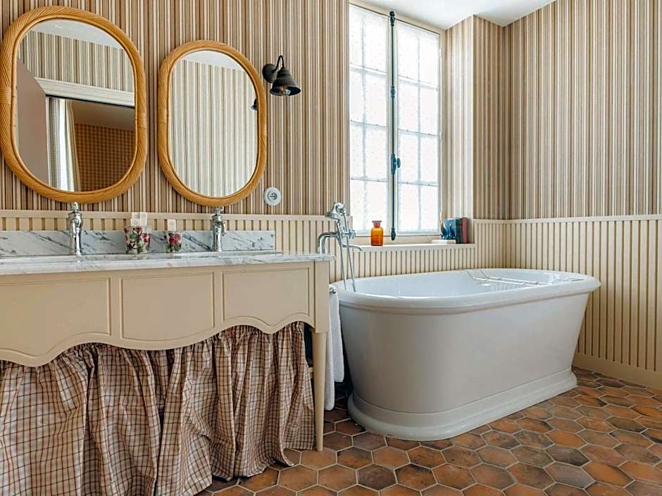 Abbaye Des Vaux De Cernay