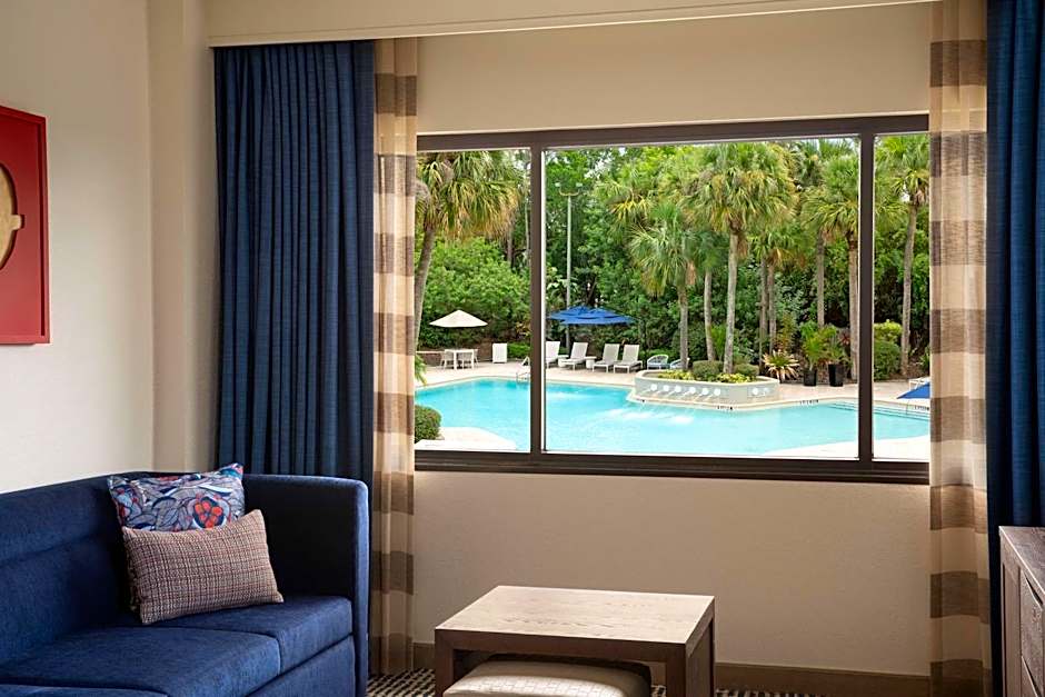 DoubleTree Suites by Hilton Orlando - Disney Springs® Area
