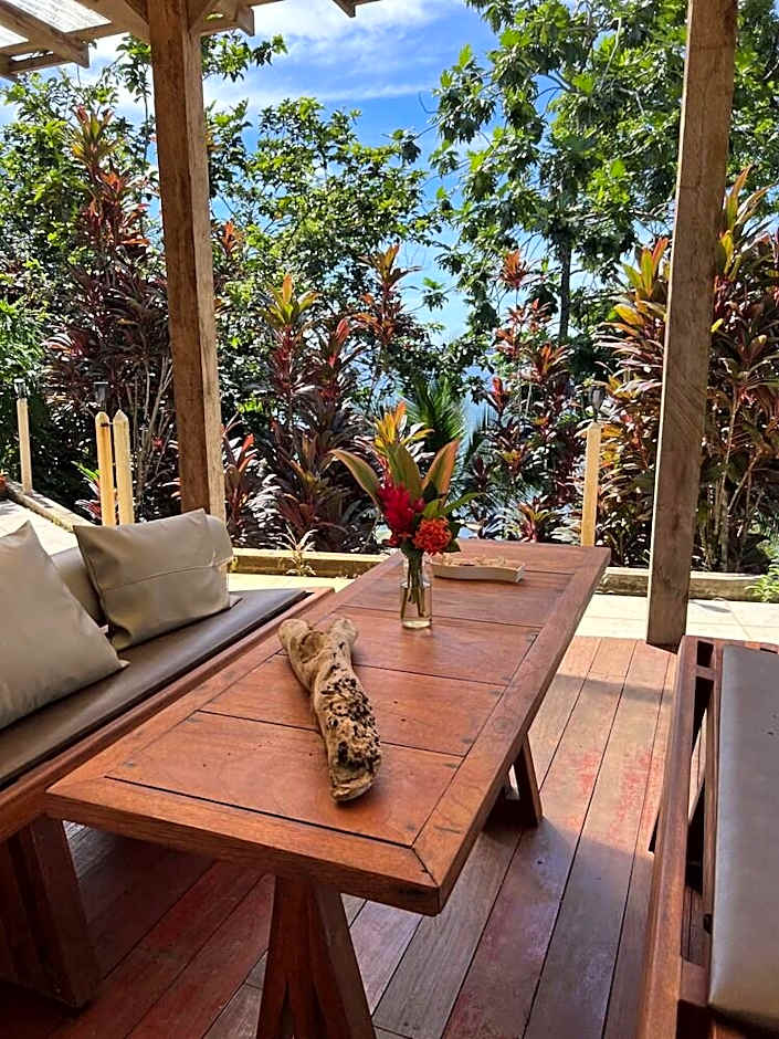 Akwaba Lodge Island Boutique Hotel