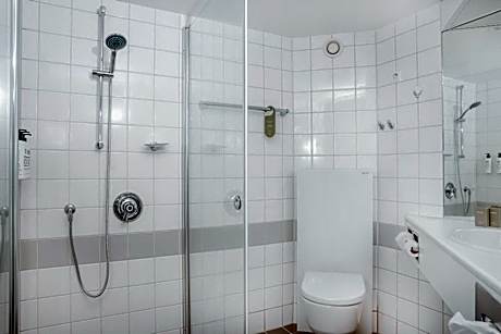 Superior Oceanfront with Terrace