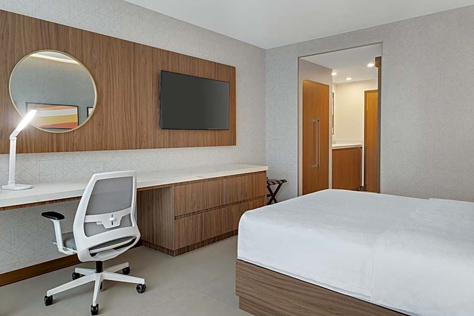 Hilton Garden Inn San Jose Airport City Mall