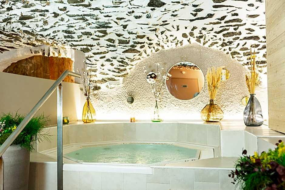 Le Grand Aigle Hotel & Spa****