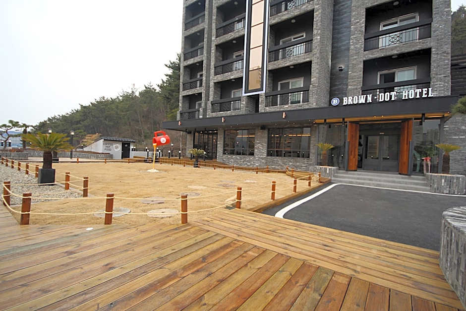 Brown Dot Tourist Hotel Busan New Port