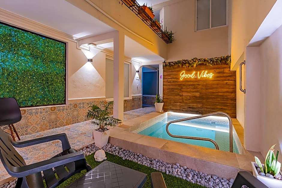 Hotel Brisas 5a AV, Playa del Carmen