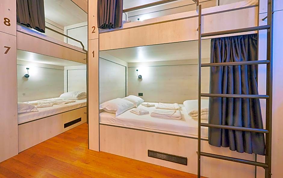 SECRET boutique Hostel