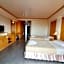 Maneerote Hotel Surin