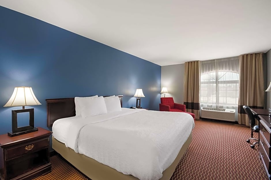 Quality Inn & Suites Oklahoma City North