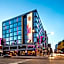 Moxy by Marriott Chicago Downtown