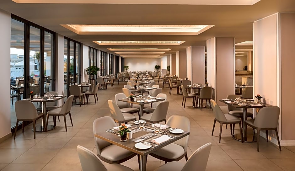 Crowne Plaza Muscat By IHG