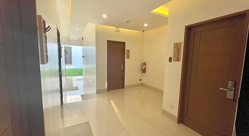 Lighthouse Point Hotel