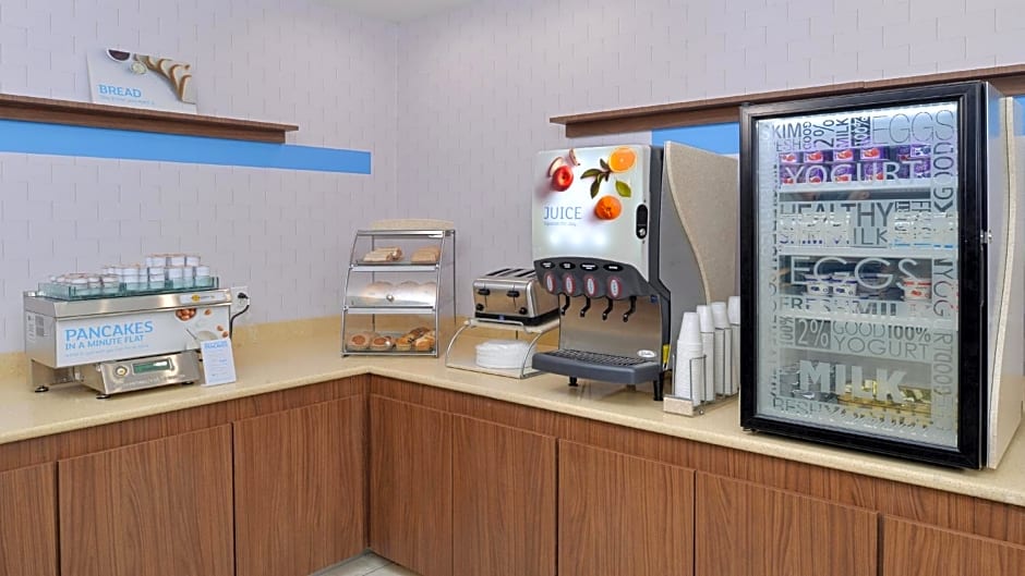 Holiday Inn Express & Suites Lexington Midtown By IHG