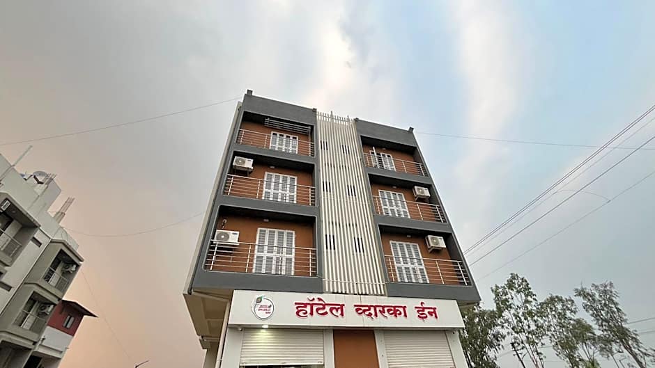 Hotel Dwarka Inn