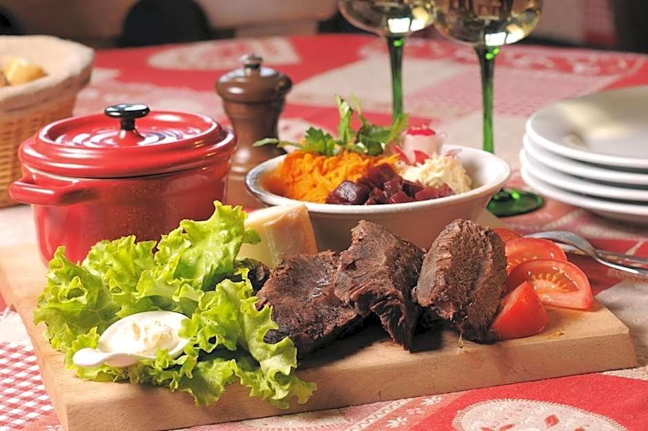 Hôtel Restaurant Domaine De Basil