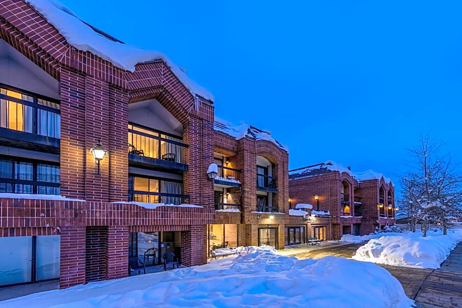 Raintree's Park Plaza Park City