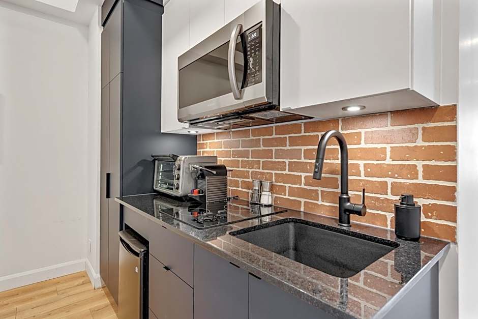 INITIAL - Suite NOUVEAU MONDE - Centre-ville de Québec