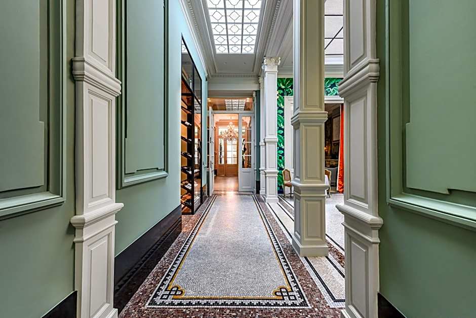 Cabosse, Boutique Palace & Spa
