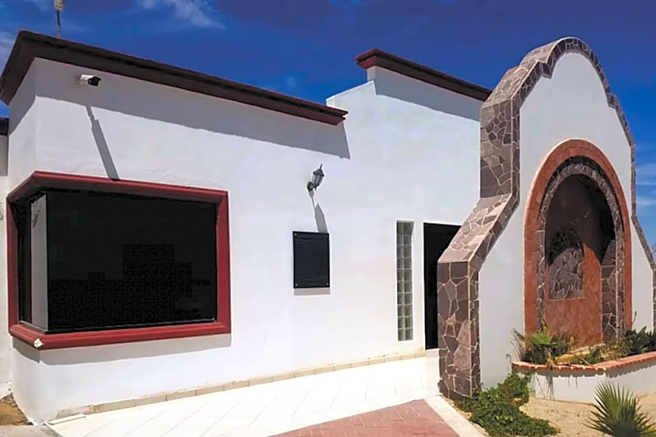 Laos Mar Hotel & Suites