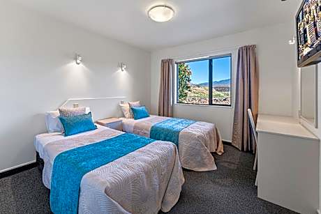 One-Bedroom Family Apartment