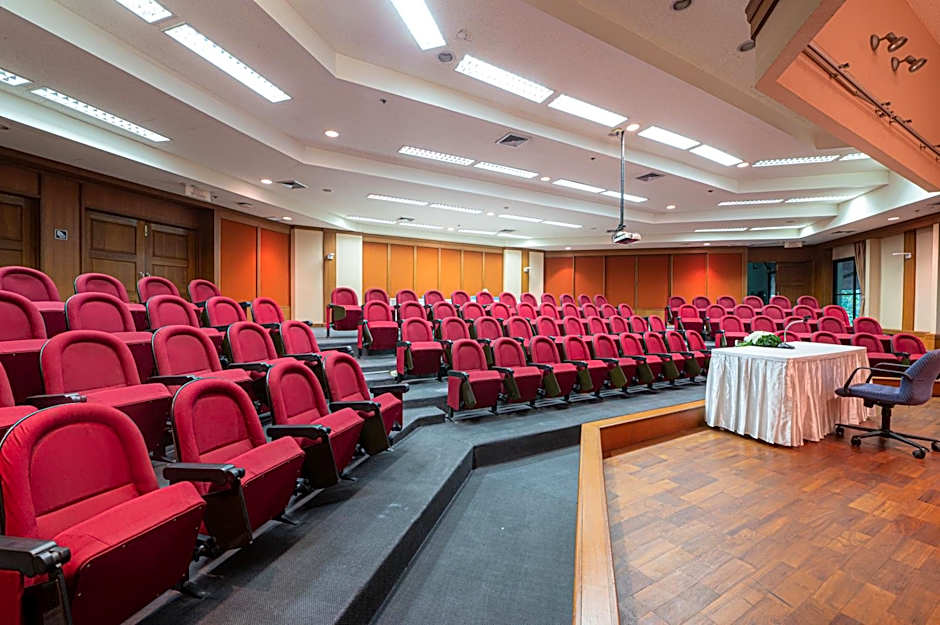 Eco Hotel by Thammasat